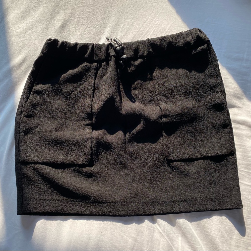 Zara Black Mini Skirt with Pockets